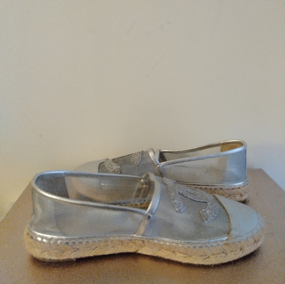 Chanel mesh silver slip on shoes size 36 - Picture 4 of 10